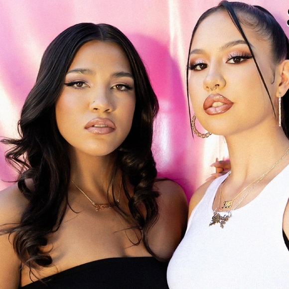 🍬Candy Paint Shimmer👄Gloss -
Cosmic Lover - Picture 9 of 10